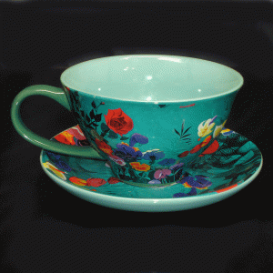 Alice-Teacup-Saucer-back