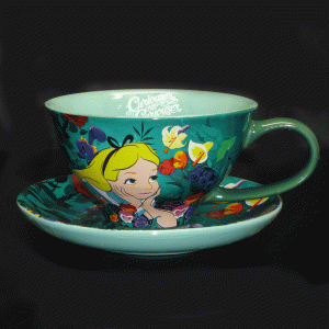 Alice-Teacup-Saucer-front