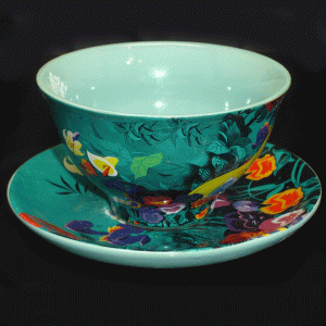 Alice-Teacup-Saucer-left-side