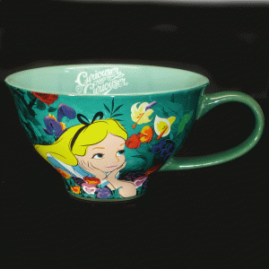 Alice-Teacup-front