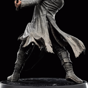 Aragorn-Statue-back-close