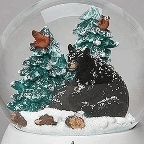 Black-Bear-Snow-Globe-close