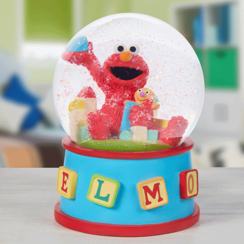 Elmo-Snow-Globe-display