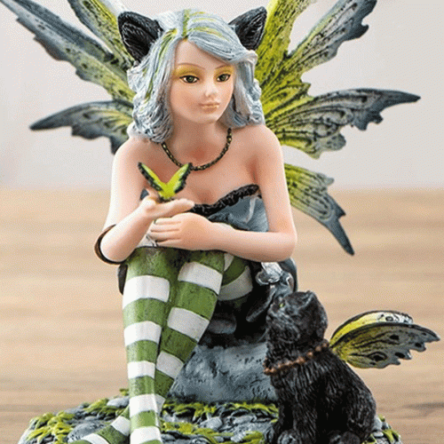 Fairy-with-Black-Cat-close