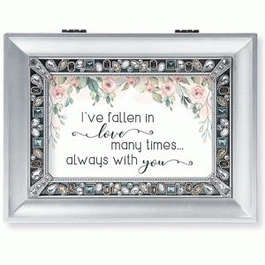Fallen-In-Love-Jewelry-Box-top