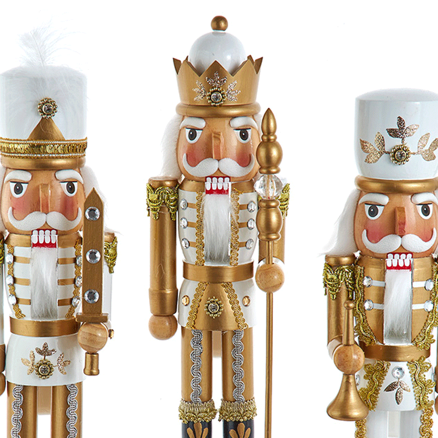Gold-Nutcracker-Set-close