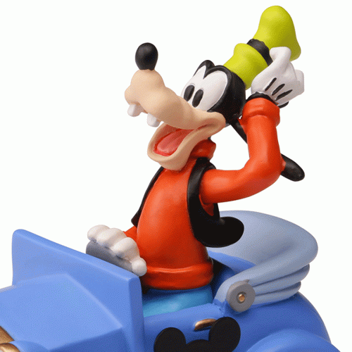 Goofy-Parade-close