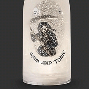 Grim-and-Tonic-Bottle-close