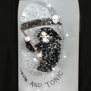 Grim-and-Tonic-right-close