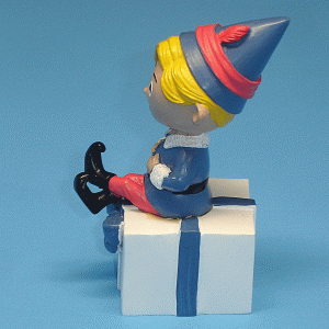 Hermey-on-Box-right-side