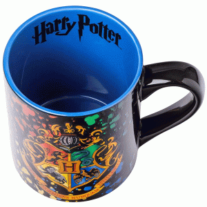 Hogwarts-Crest-Mug-top