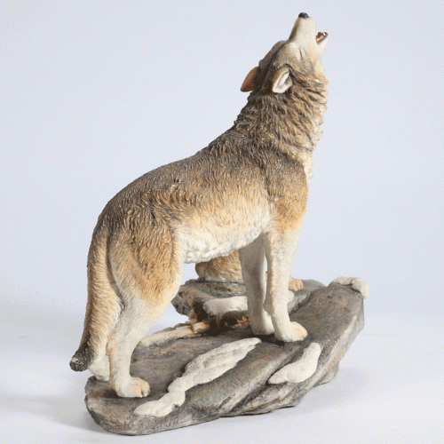 Howling-Wolves-back-right