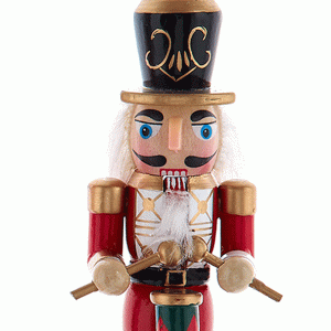 King-Soldier-Nutcracker-Drummer-close