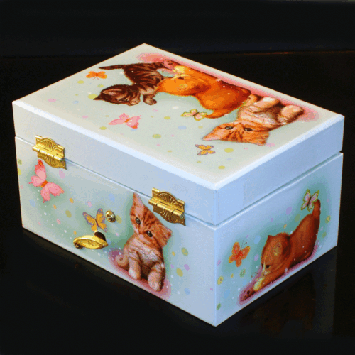 Kitten-Jewelry-Box-back-left