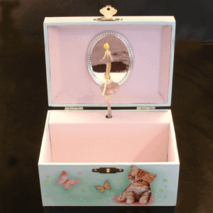 Kitten-Jewelry-Box-open