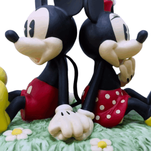Mickey-Minnie-Back-to-Back-close