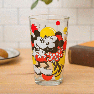 Mickey-Minnie-Glass-display