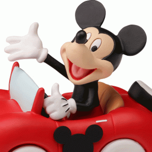 Mickey-Parade-close