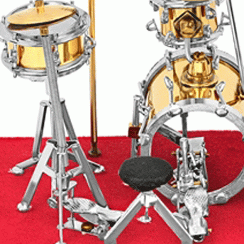 Miniature-Gold-Drum-Set-close