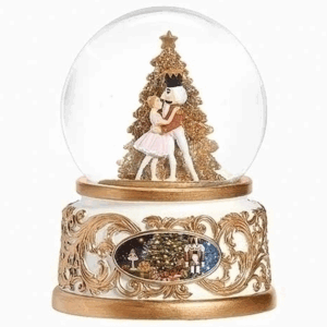 Nutcracker-and-Clara-Globe