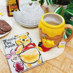 Pooh-Hunny-Pot-Mug-display
