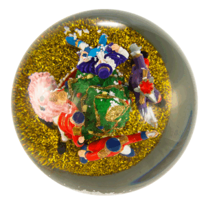 Red-Nutcracker-Globe-top