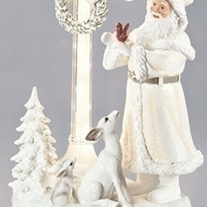 Santa-with-Lamppost-close