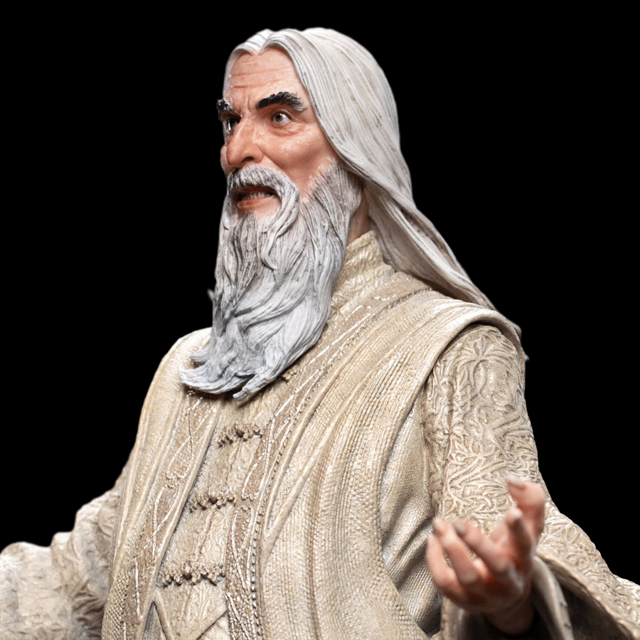 Saruman-right-angle-close-2