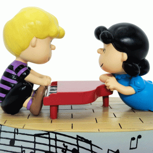 Schroeder-and-Lucy-Piano-close