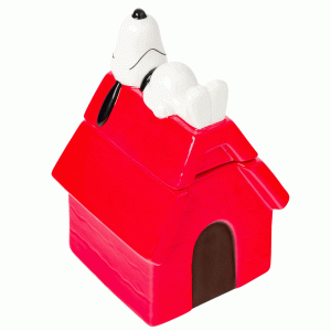 Snoopy-Cookie-Jar-right-angle