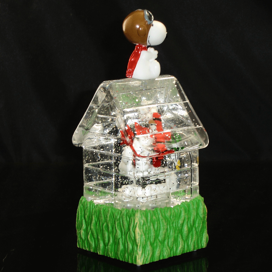 Snoopy-Flying-Ace-Shimmer-back-left