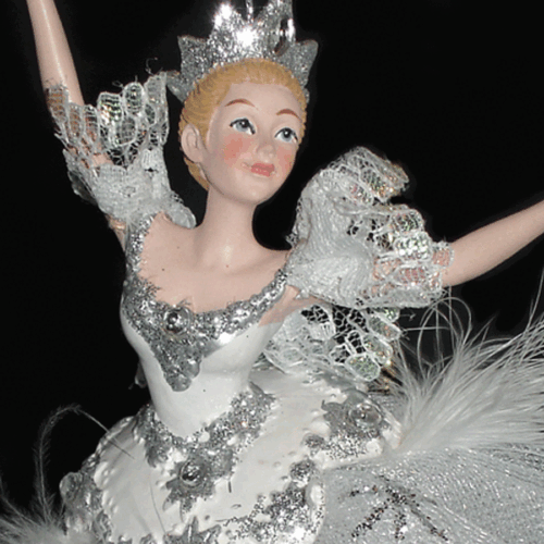 Snow-Queen-Ornament-close