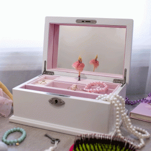 Wood-Ballerina-Box-303-display